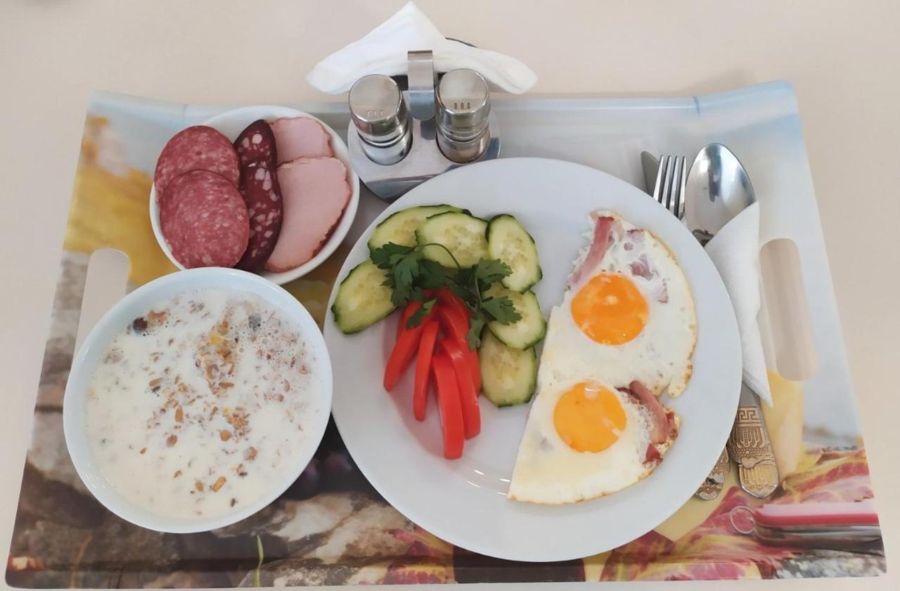 7 Sky Hotel Klinicheskaya Street Κίεβο Εξωτερικό φωτογραφία