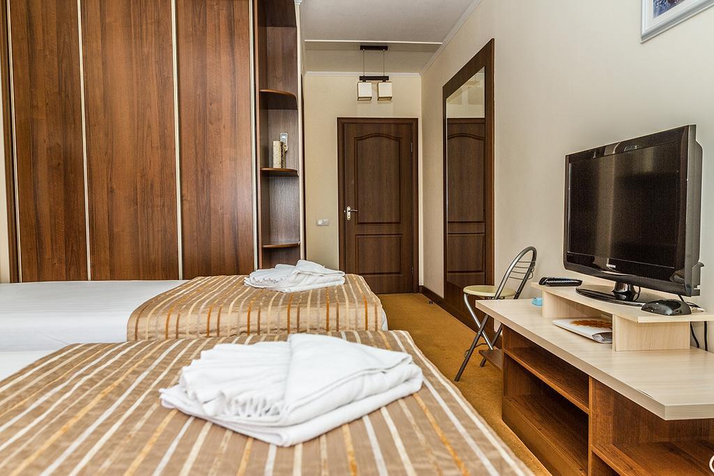 7 Sky Hotel Klinicheskaya Street Κίεβο Εξωτερικό φωτογραφία
