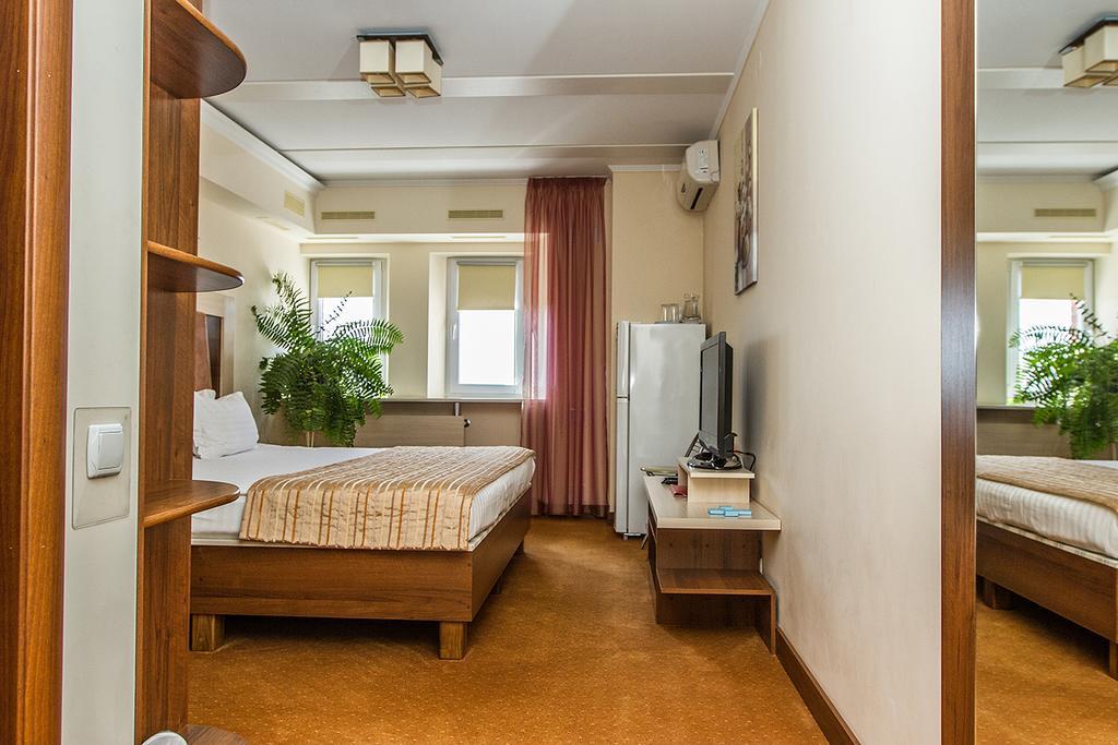 7 Sky Hotel Klinicheskaya Street Κίεβο Εξωτερικό φωτογραφία