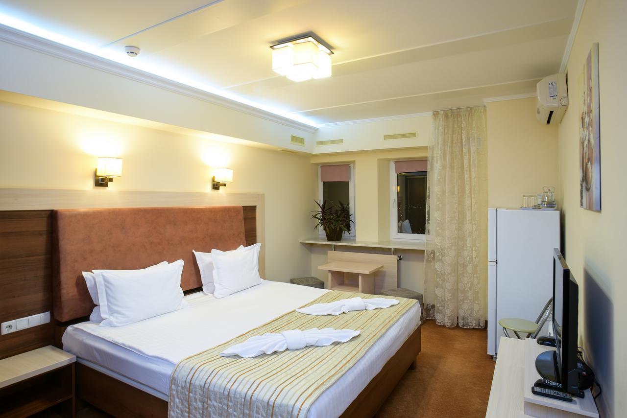 7 Sky Hotel Klinicheskaya Street Κίεβο Εξωτερικό φωτογραφία