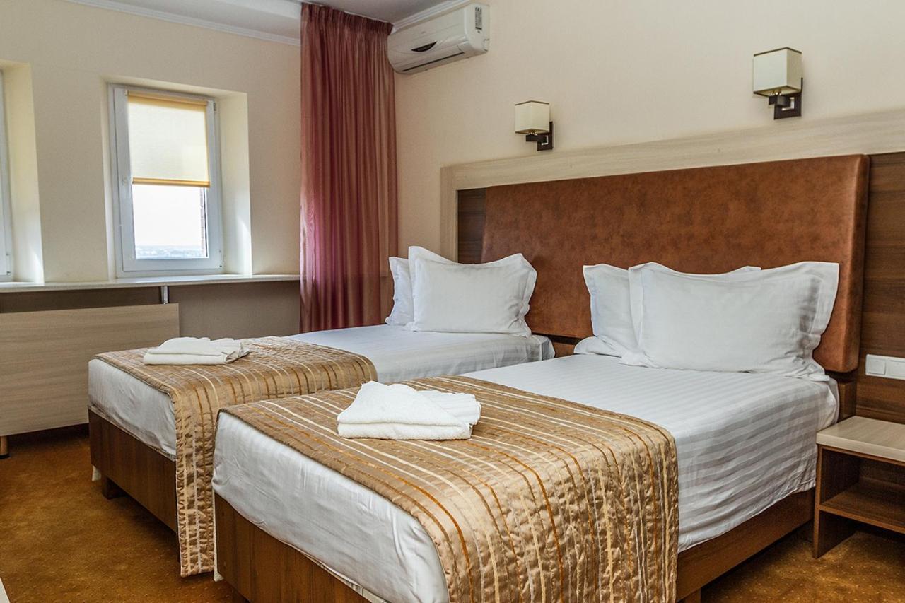 7 Sky Hotel Klinicheskaya Street Κίεβο Εξωτερικό φωτογραφία