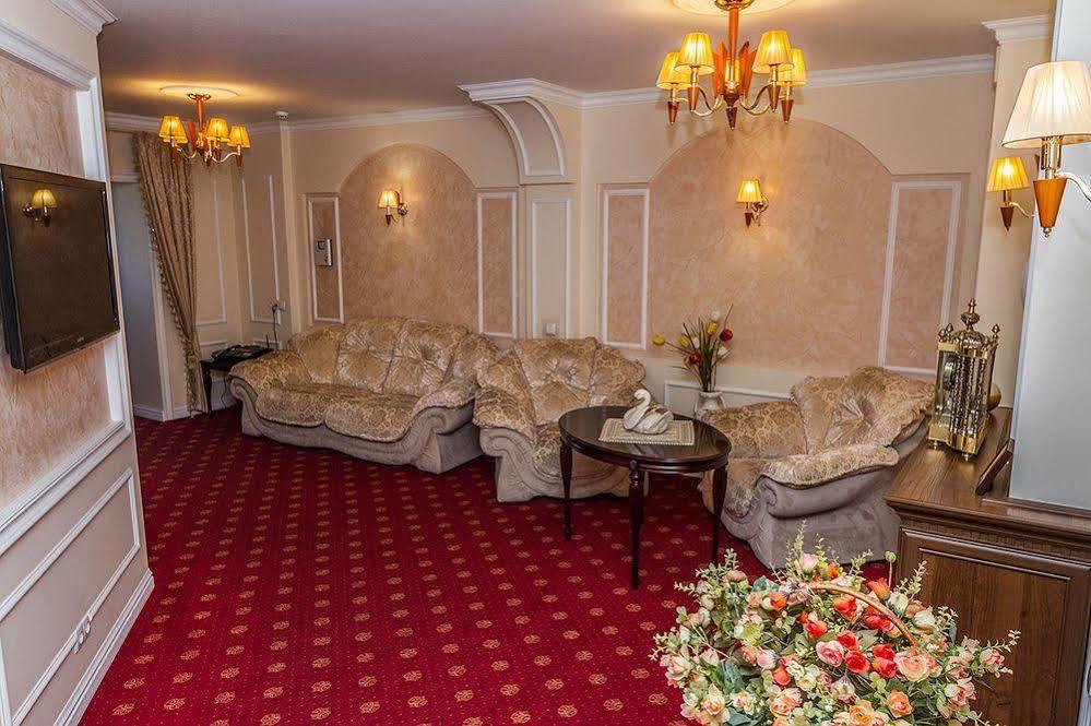 7 Sky Hotel Klinicheskaya Street Κίεβο Εξωτερικό φωτογραφία